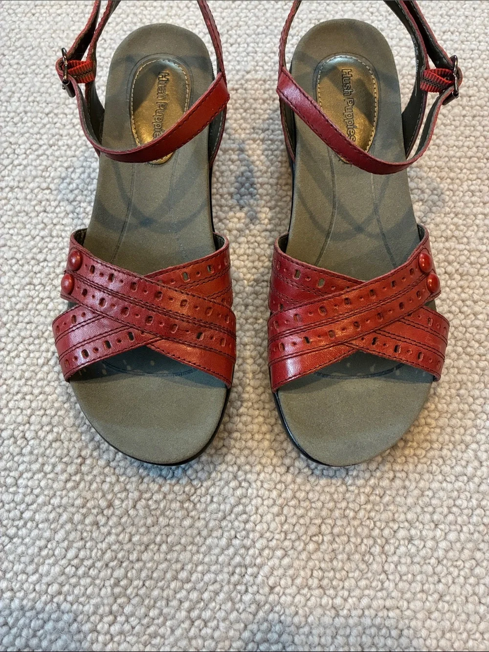 Hush Puppies Crisscross Sandals, Dark Red, Size 8, Excellent Condition - Picture 3 of 9